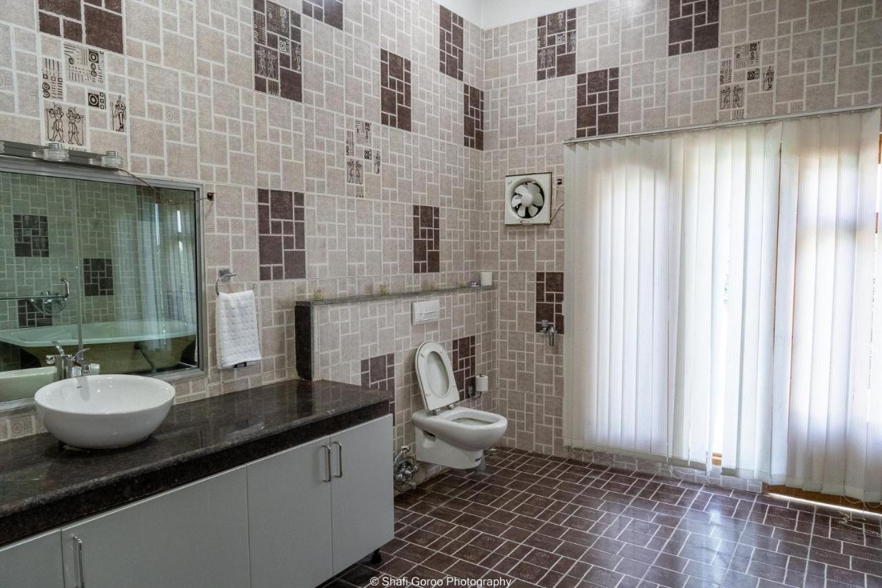 Orania Otel Srīnagar Dış mekan fotoğraf
