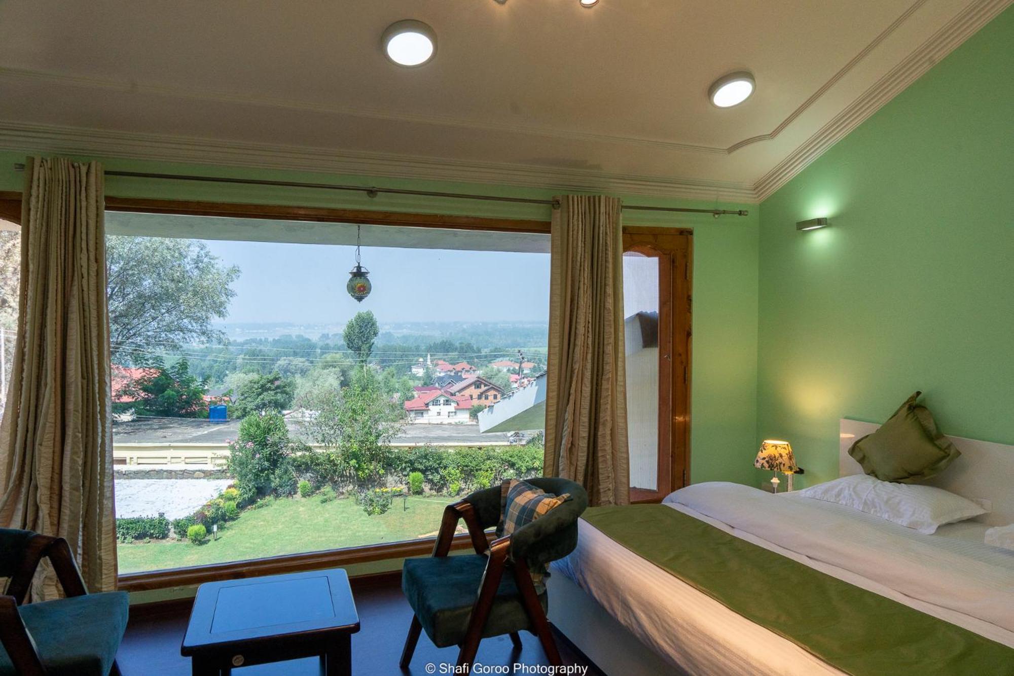 Orania Otel Srīnagar Dış mekan fotoğraf